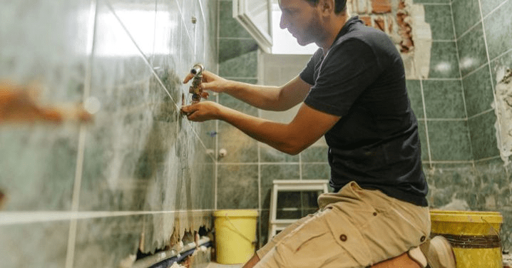 Build Smarter: Low-Maintenance Bathroom Materials That Last